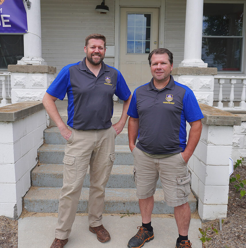 PD home exteriors roofing and siding experts team image
